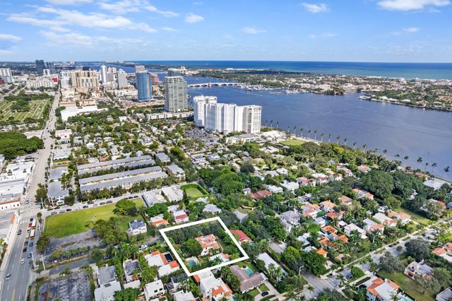 308 BARCELONA Road, West Palm Beach, FL 33401