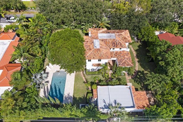 308 BARCELONA Road, West Palm Beach, FL 33401