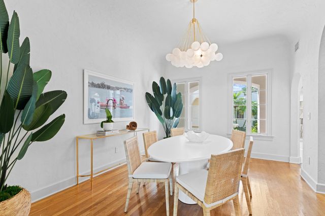 308 BARCELONA Road, West Palm Beach, FL 33401