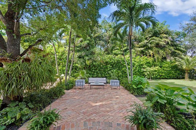 308 BARCELONA Road, West Palm Beach, FL 33401