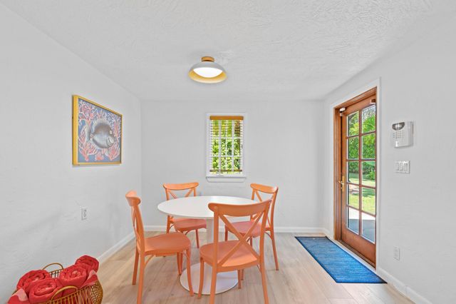 308 BARCELONA Road, West Palm Beach, FL 33401