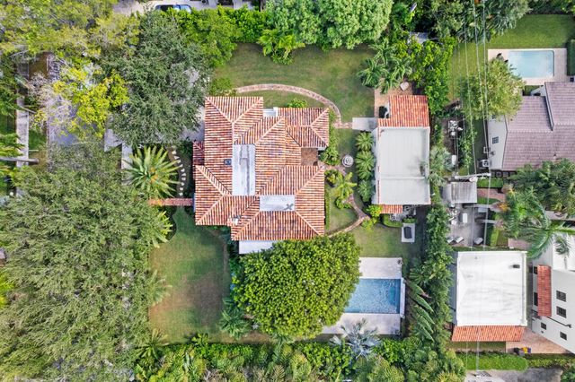 308 BARCELONA Road, West Palm Beach, FL 33401