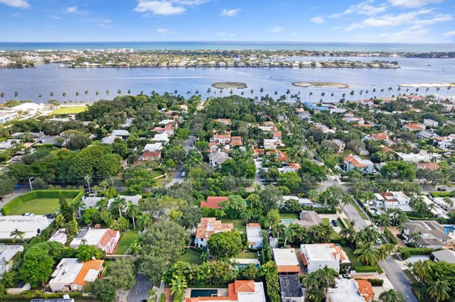 308 BARCELONA Road, West Palm Beach, FL 33401