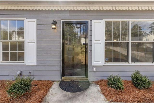 2803 Old South Drive, Jonesboro, GA 30236