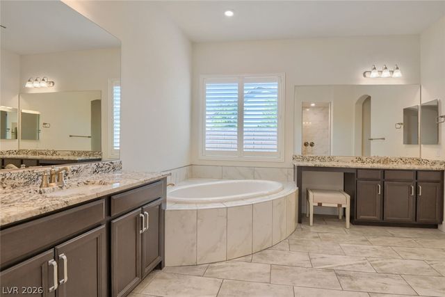 7771 Mojave Yucca Court, Las Vegas, NV 89131
