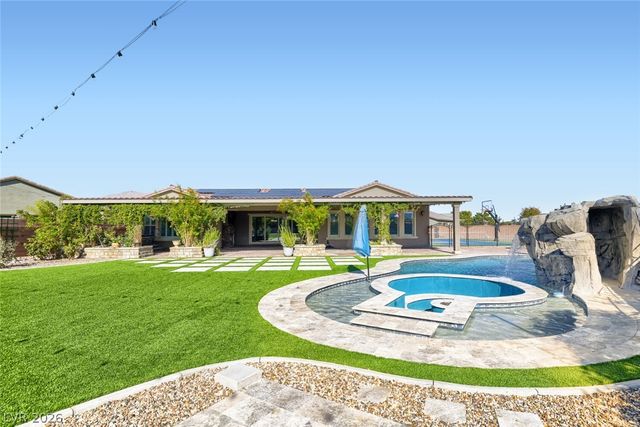 7771 Mojave Yucca Court, Las Vegas, NV 89131