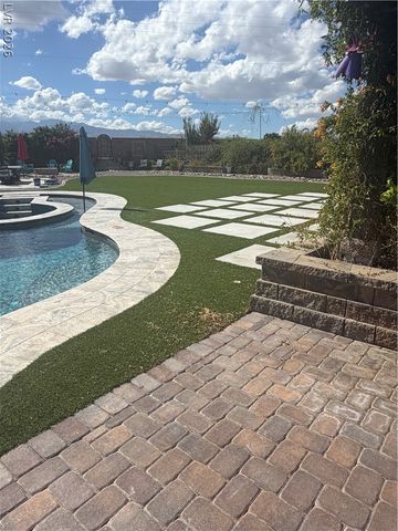 7771 Mojave Yucca Court, Las Vegas, NV 89131