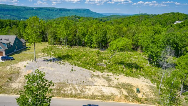 172 Cascade Drive, Rossville, GA 30741