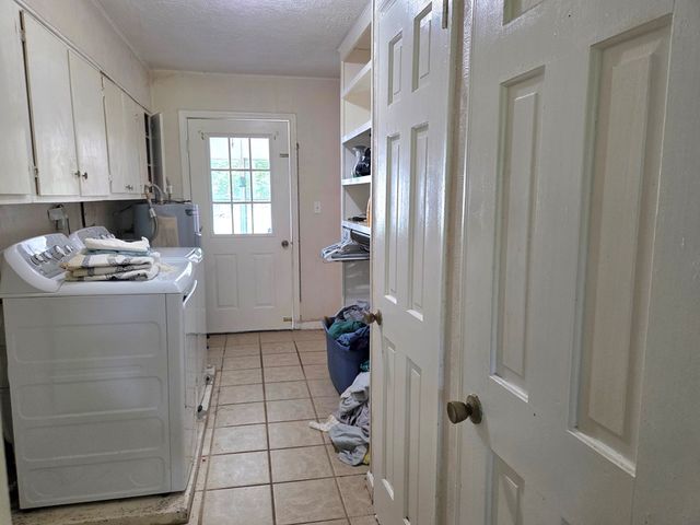 2210 Woodburn Hay Rd, Hopkinsville, KY 42240