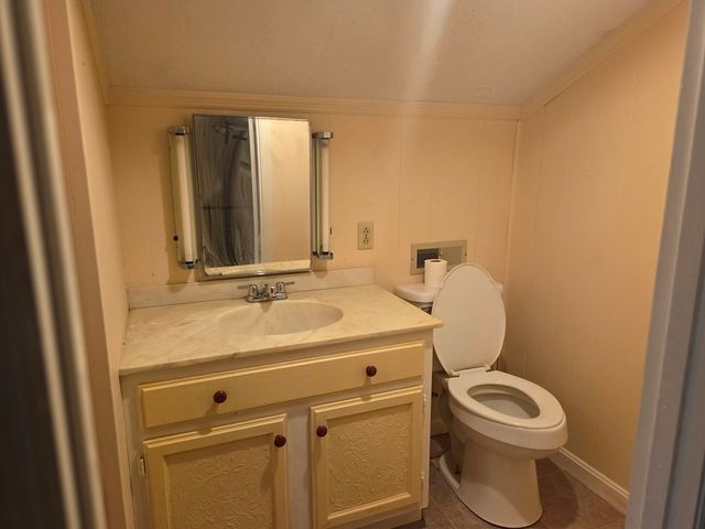 2210 Woodburn Hay Rd, Hopkinsville, KY 42240