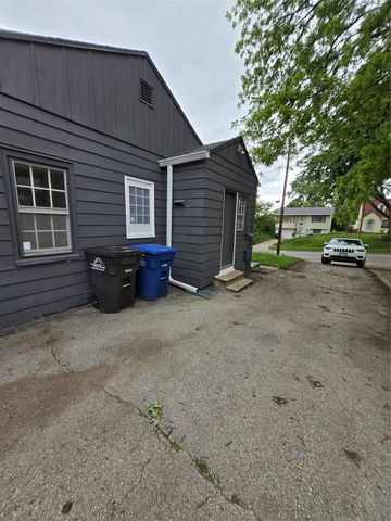 2621 Columbia Street, Des Moines, IA 50313