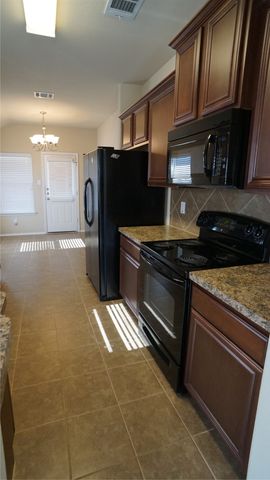1817 Berrywood Drive, Royse City, TX 75189