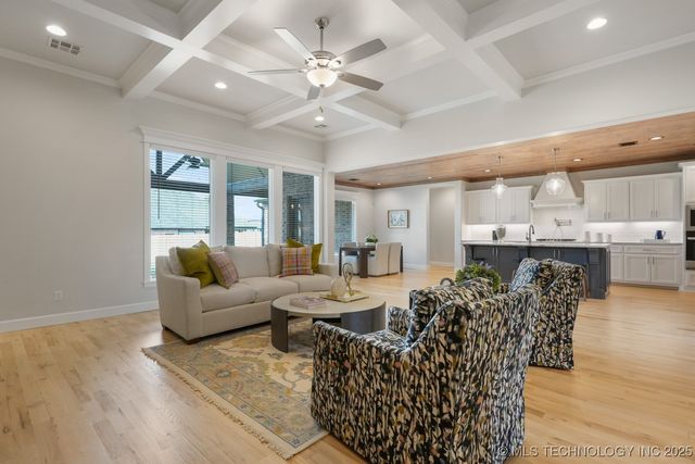 3904 S Dogwood Boulevard, Broken Arrow, OK 74012