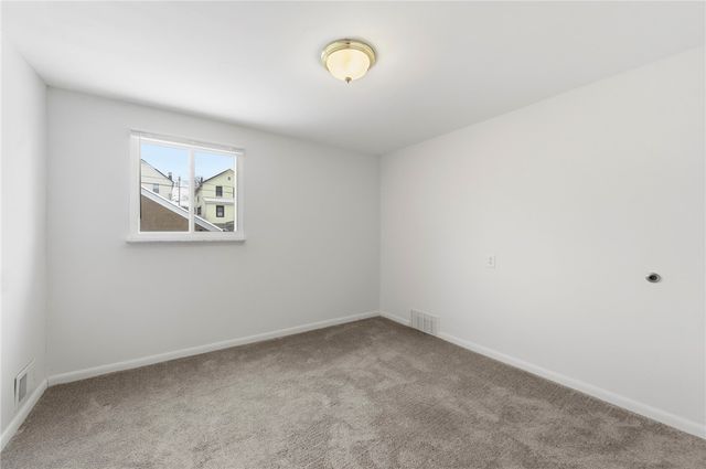 1620 Ridge Ave, Arnold, PA 15068