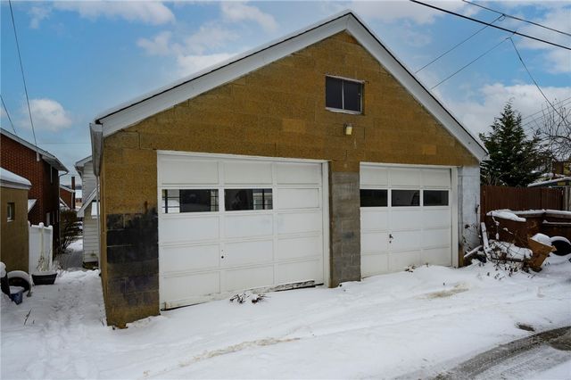 1620 Ridge Ave, Arnold, PA 15068