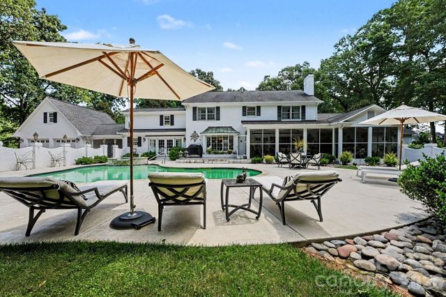 414 Saint Andrews Road, Statesville, NC 28625