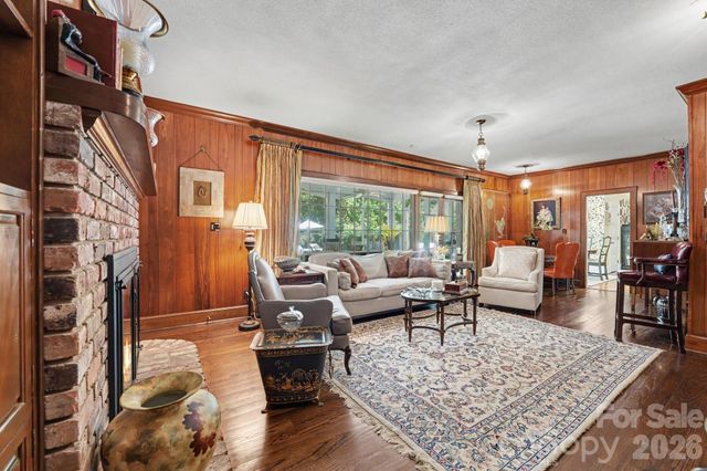 414 Saint Andrews Road, Statesville, NC 28625