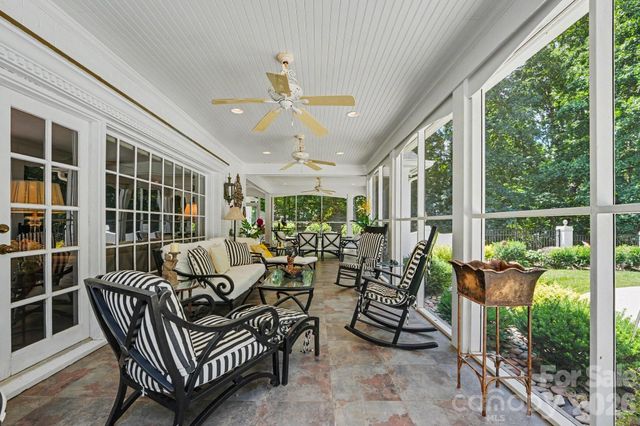 414 Saint Andrews Road, Statesville, NC 28625