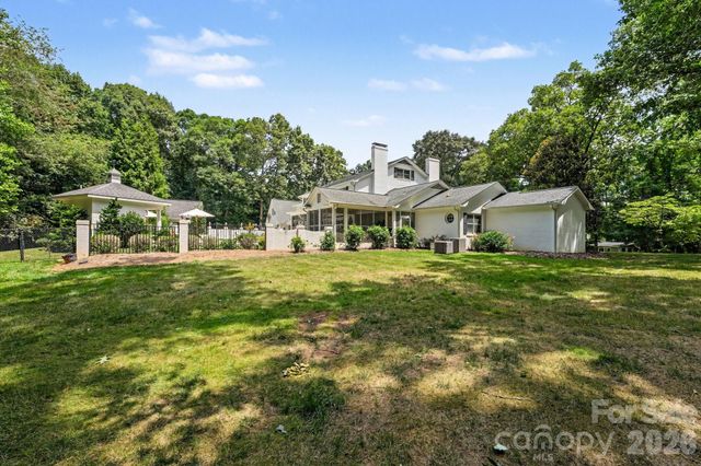 414 Saint Andrews Road, Statesville, NC 28625