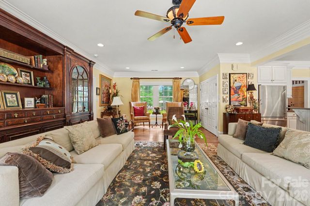 414 Saint Andrews Road, Statesville, NC 28625