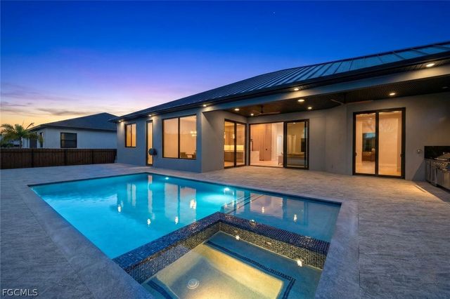 3606 SW 3rd ST, Cape Coral, FL 33991