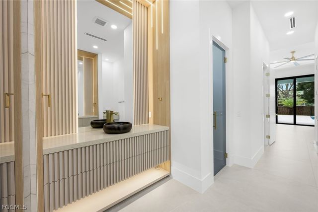 3606 SW 3rd ST, Cape Coral, FL 33991