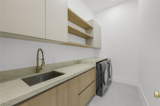 3606 SW 3rd ST, Cape Coral, FL 33991