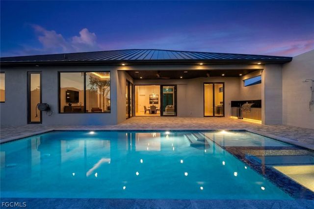 3606 SW 3rd ST, Cape Coral, FL 33991