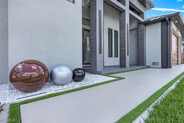 3606 SW 3rd ST, Cape Coral, FL 33991