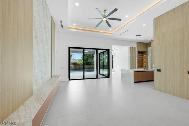 3606 SW 3rd ST, Cape Coral, FL 33991