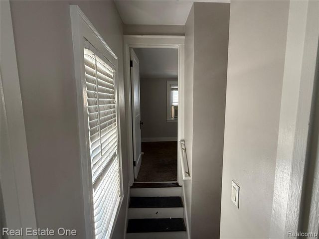 264 E Woodland Street, Ferndale, MI 48220