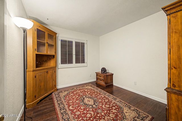 562 E HACKAMORE Street, Mesa, AZ 85203