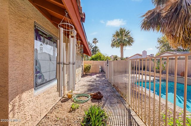 562 E HACKAMORE Street, Mesa, AZ 85203