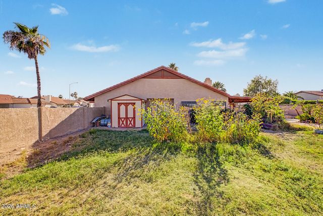 562 E HACKAMORE Street, Mesa, AZ 85203