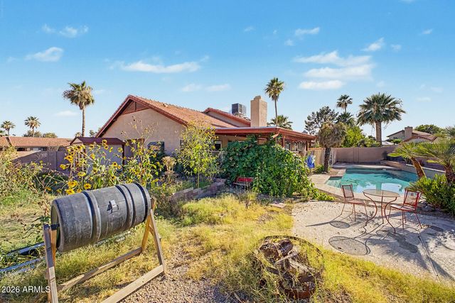 562 E HACKAMORE Street, Mesa, AZ 85203