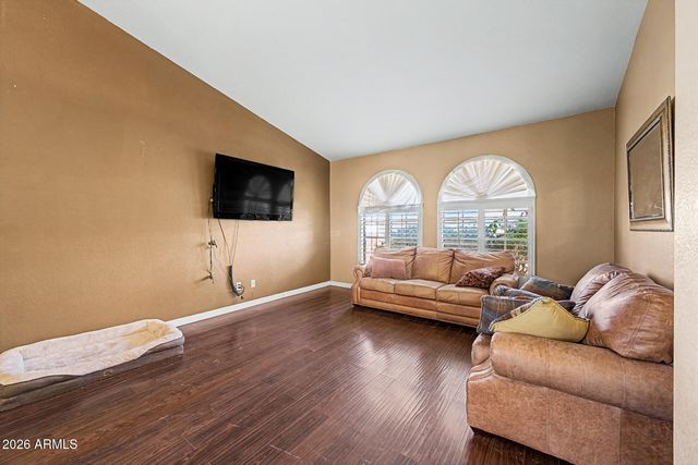 562 E HACKAMORE Street, Mesa, AZ 85203