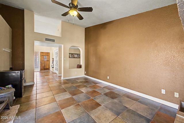 562 E HACKAMORE Street, Mesa, AZ 85203