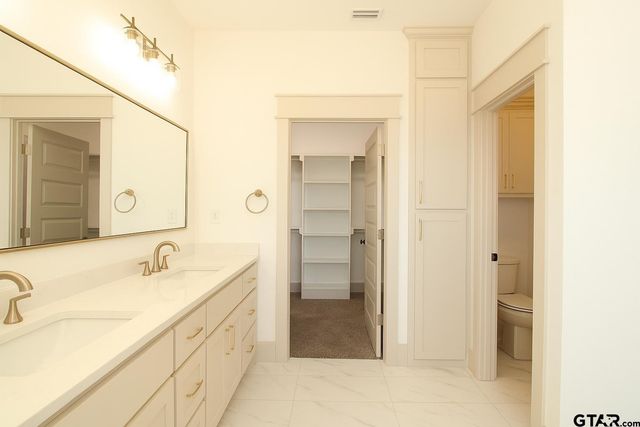 1070 Stagecoach Bend, Bullard, TX 75757