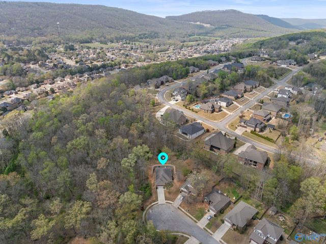 6801 Breyerton Way SE, Owens Cross Roads, AL 35763