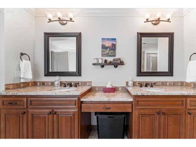 14755 Se TARYN Ct, Happy Valley, OR 97086