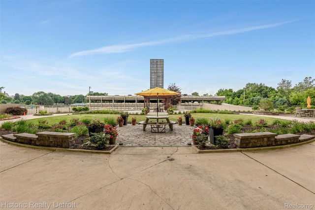 8900 E Jefferson Avenue 625, Detroit, MI 48214