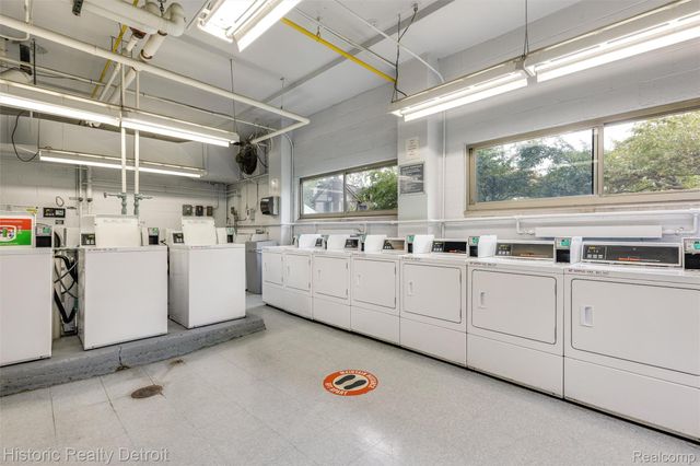 8900 E Jefferson Avenue 625, Detroit, MI 48214