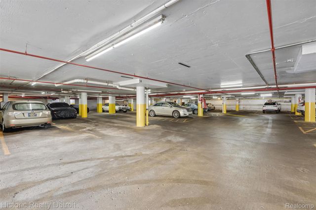 8900 E Jefferson Avenue 625, Detroit, MI 48214