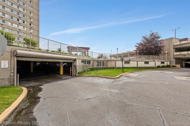 8900 E Jefferson Avenue 625, Detroit, MI 48214