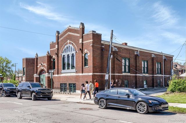 8900 E Jefferson Avenue 625, Detroit, MI 48214