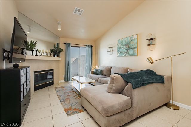 312 Yardarm Way, Las Vegas, NV 89145