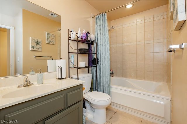 312 Yardarm Way, Las Vegas, NV 89145