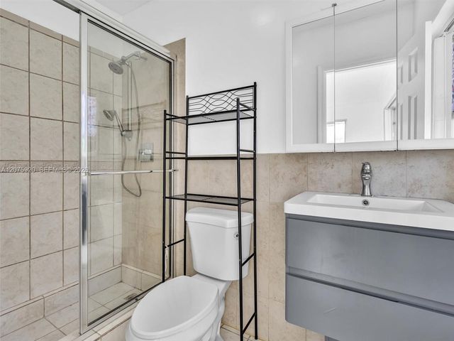 1647 NE 146th Street 0, Miami, FL 33181