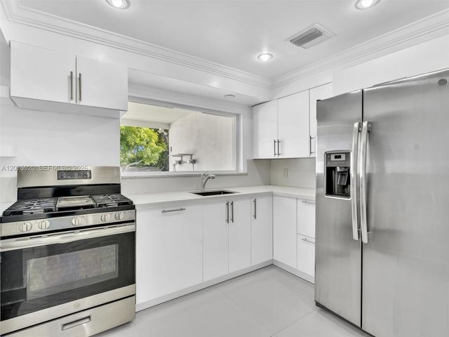 1647 NE 146th Street 0, Miami, FL 33181