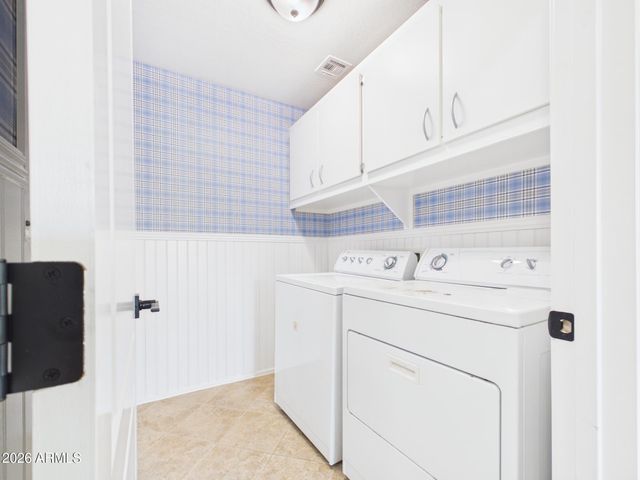 18298 W SMOKEY Drive, Surprise, AZ 85388